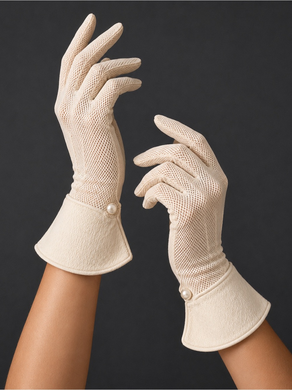 Vintage Cream Mesh Wrist Gloves with Pearl Button